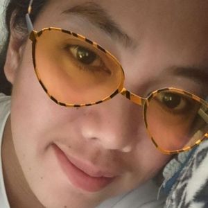 Meet your Posher, Amy flor